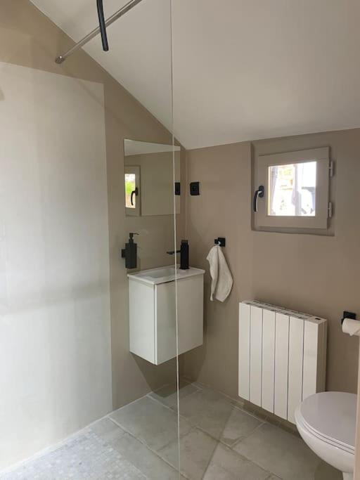 Maison Au Bord De L'Eau Les Roches Rochefort-sur-Nenon Ngoại thất bức ảnh