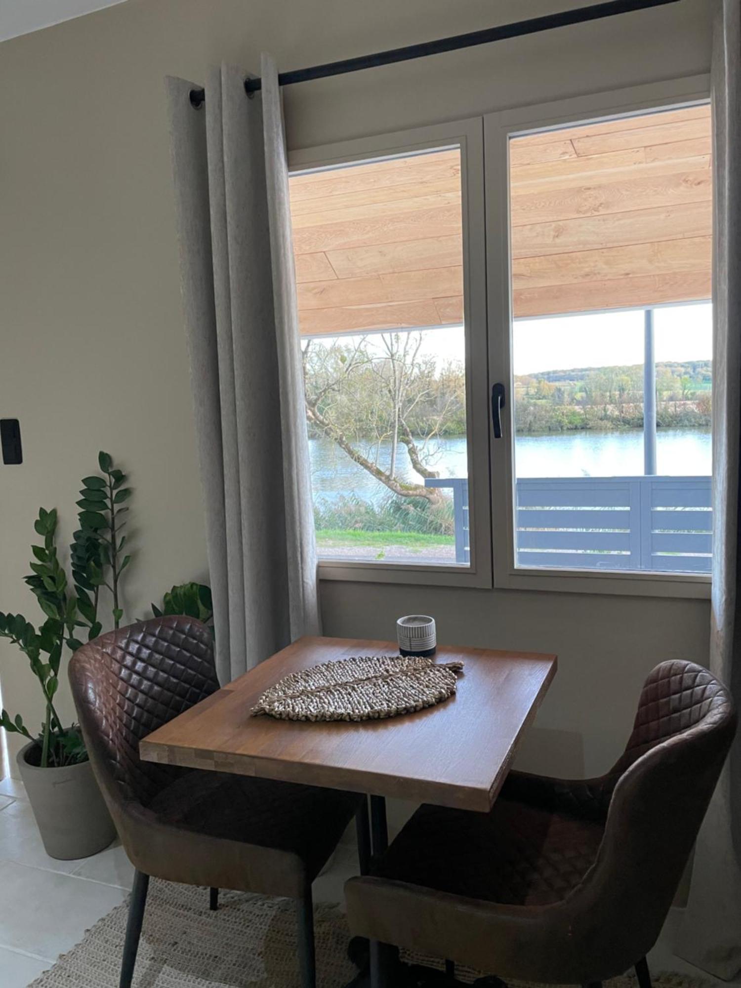 Maison Au Bord De L'Eau Les Roches Rochefort-sur-Nenon Ngoại thất bức ảnh