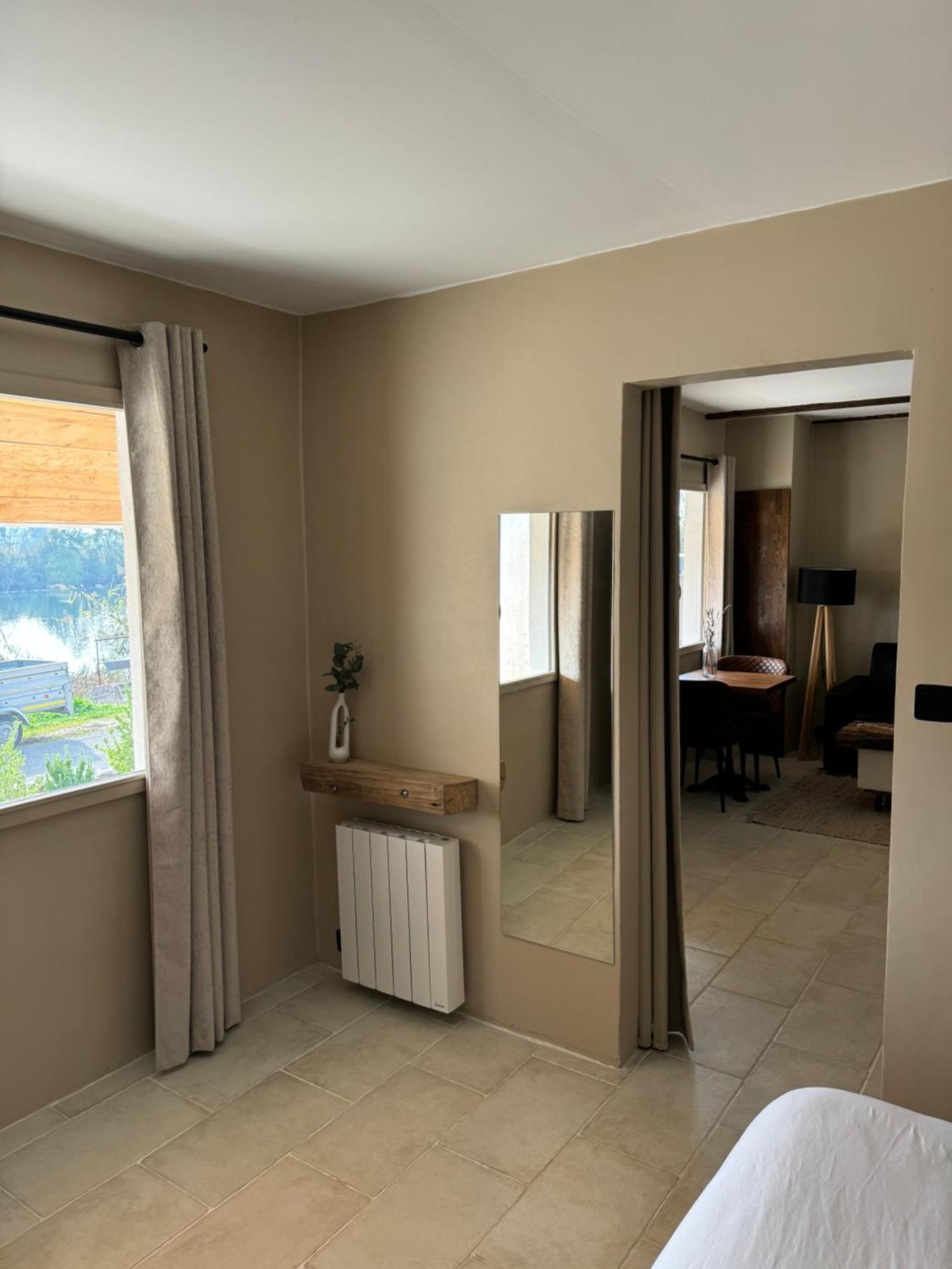 Maison Au Bord De L'Eau Les Roches Rochefort-sur-Nenon Ngoại thất bức ảnh