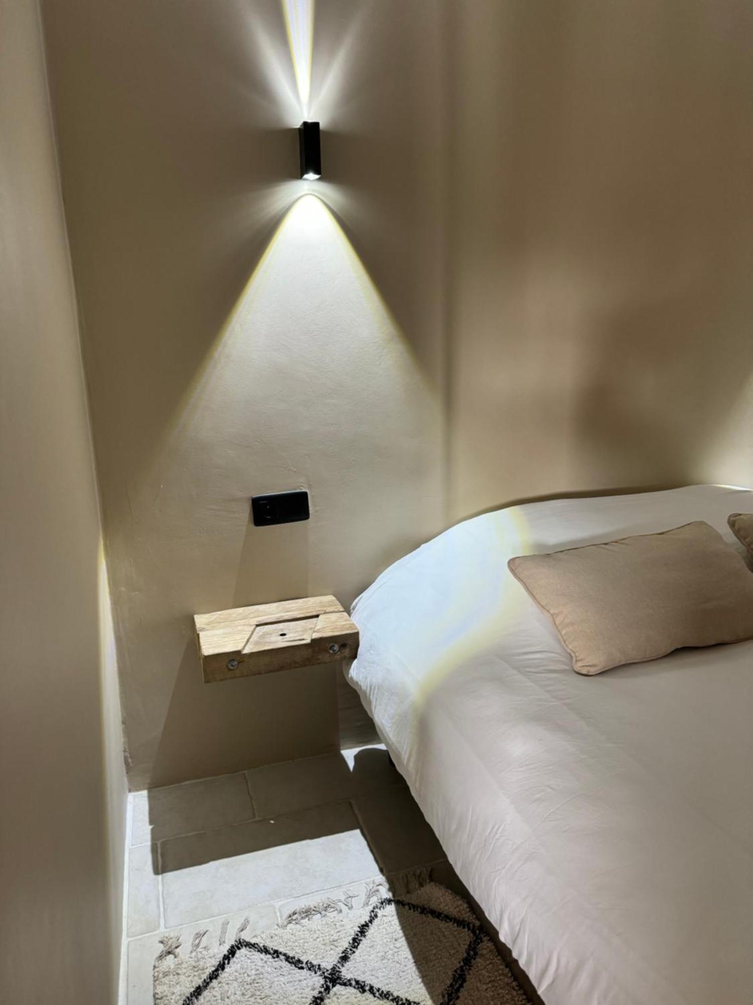 Maison Au Bord De L'Eau Les Roches Rochefort-sur-Nenon Ngoại thất bức ảnh