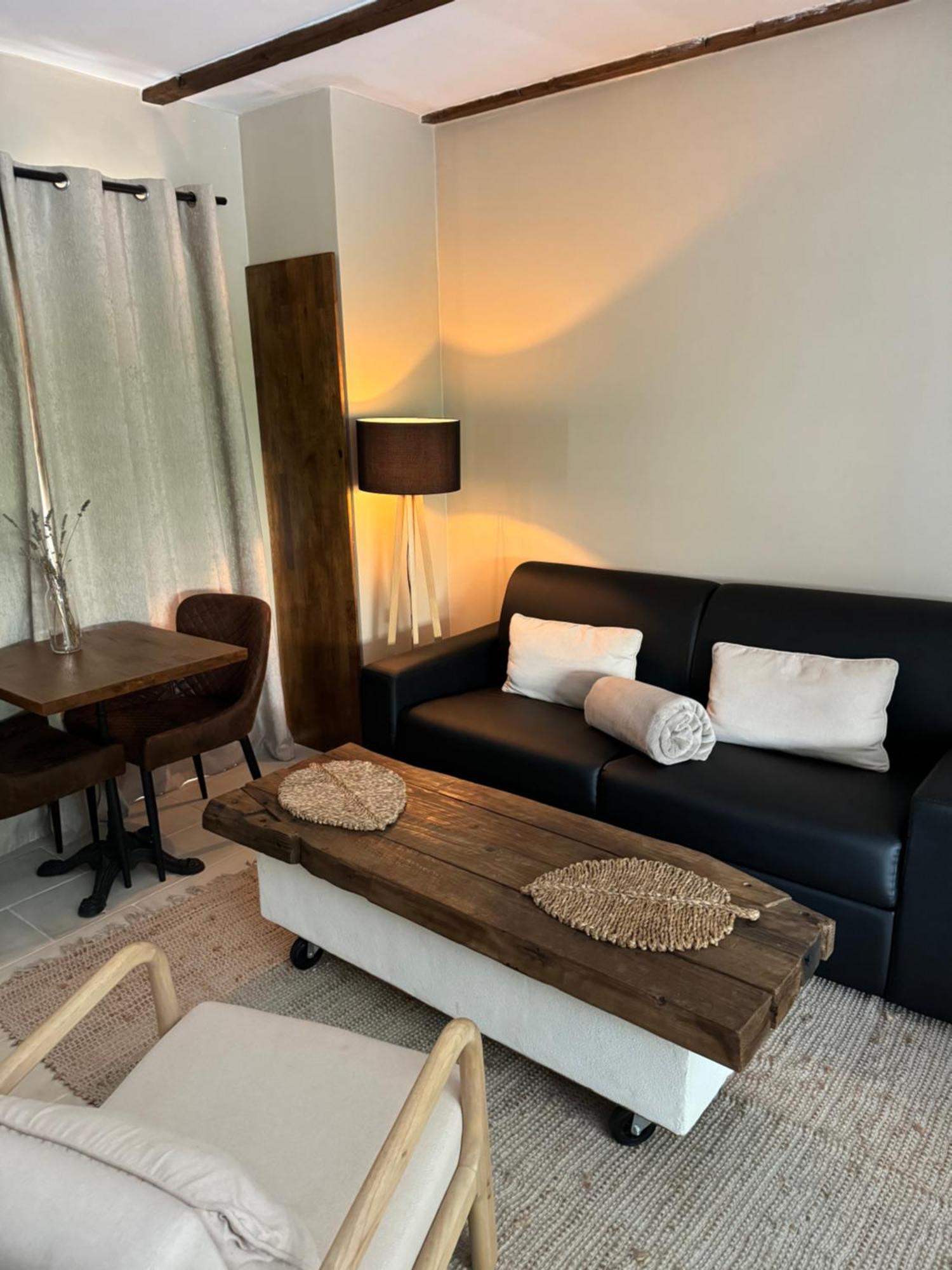 Maison Au Bord De L'Eau Les Roches Rochefort-sur-Nenon Ngoại thất bức ảnh